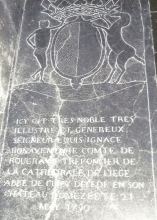 pierre tombale