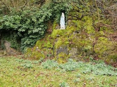 Grotte Notre Dame de Lourde  Samart