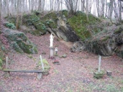 Grotte Notre dame de Bauraing  Sautour