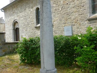 colonne commémorative