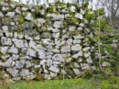 Mur en pierre sèches