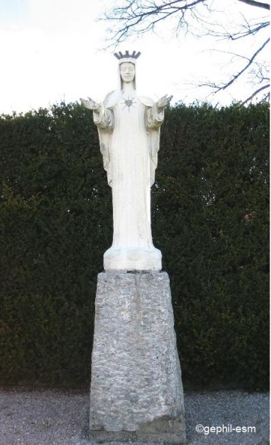 Statue Notre Dame de Beauraing  Philippeville